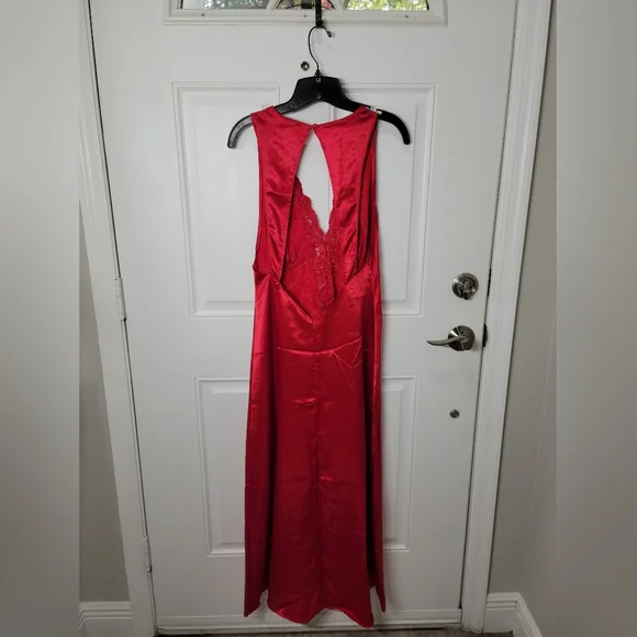 Victorias Secret Maxi Silky Slip Dress/Negligee/Lingerie Red Size Small